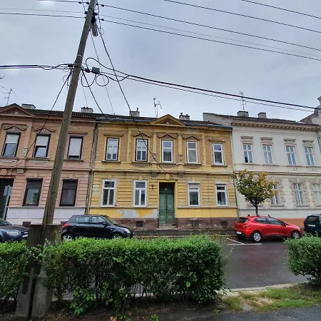 Somewhere Apartman * Sopron